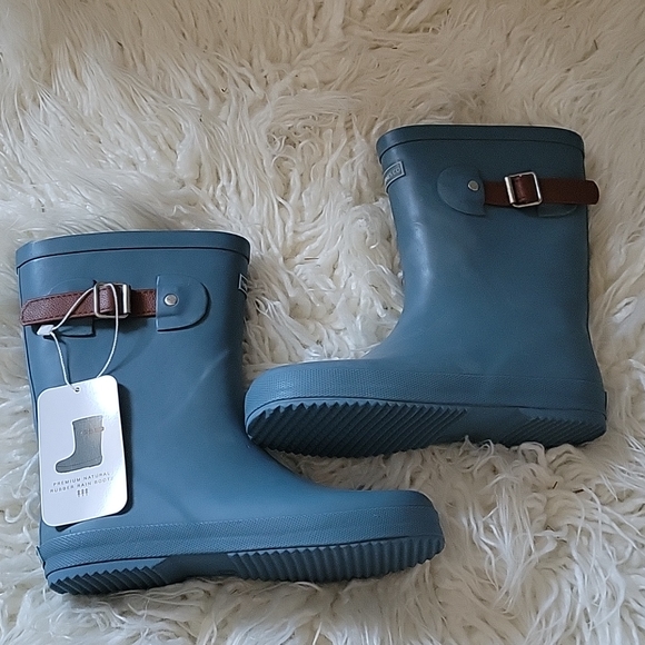 Three Pines Co rubber boots - Picture 2 of 4